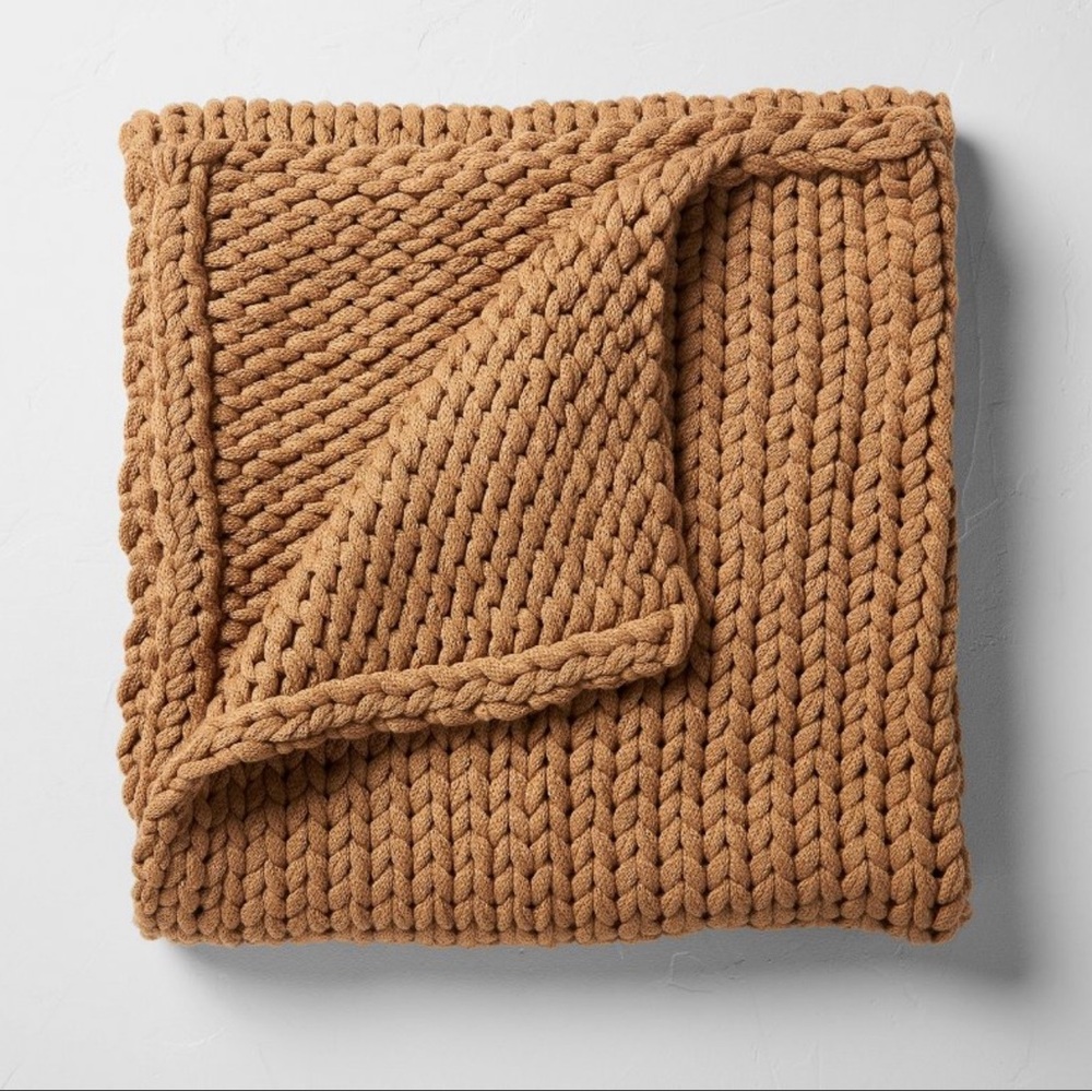 50"x70" Oversized Solid knitted Bed Throw Warm
Brown - Casaluna